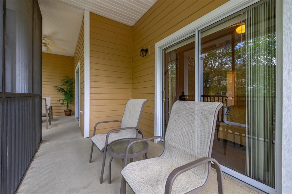 Active With Contract: $159,000 (2 beds, 2 baths, 1173 Square Feet)