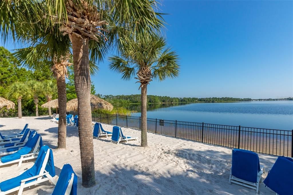 Active With Contract: $159,000 (2 beds, 2 baths, 1173 Square Feet)