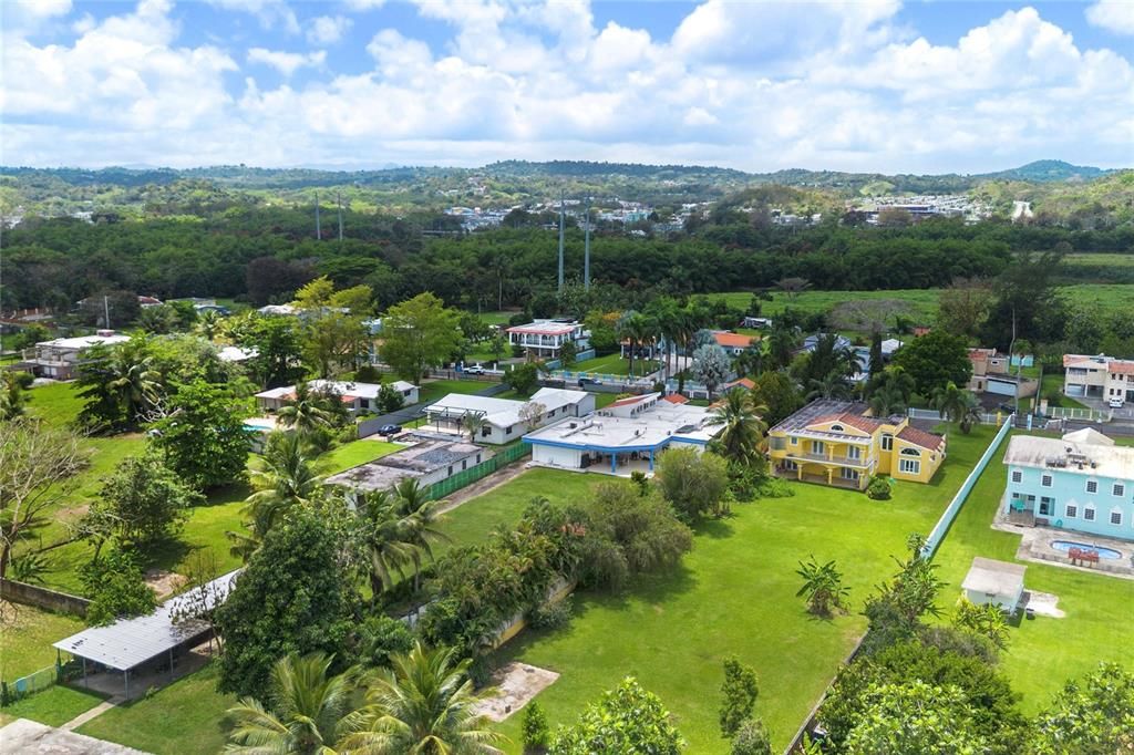 En Venta: $765,000 (6 camas, 5 baños, 4412 Pies cuadrados)