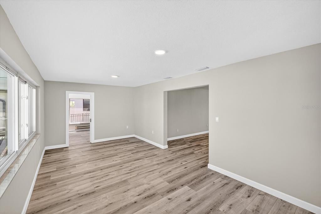 Active With Contract: $699,000 (3 beds, 2 baths, 1712 Square Feet)