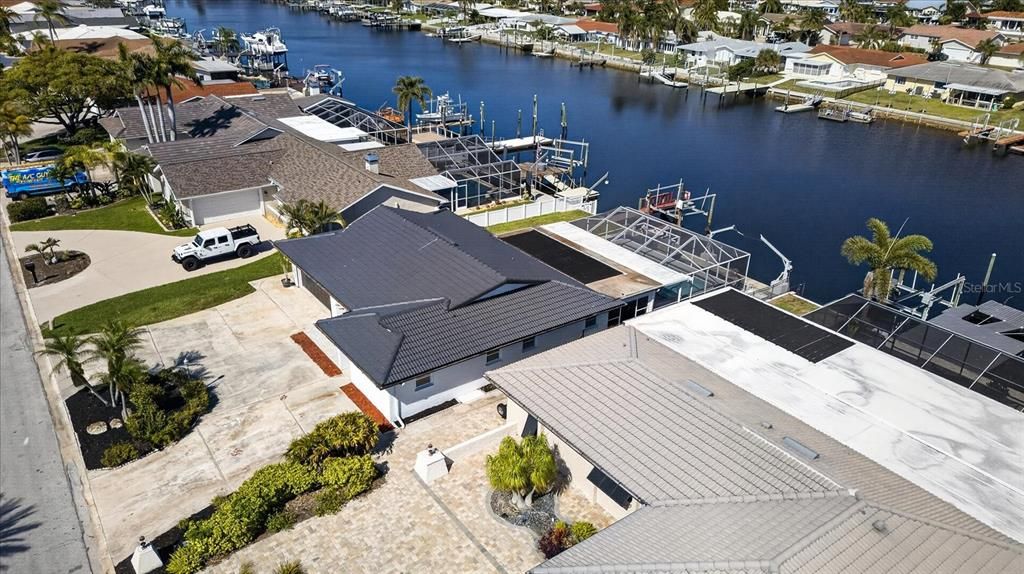 Active With Contract: $699,000 (3 beds, 2 baths, 1712 Square Feet)