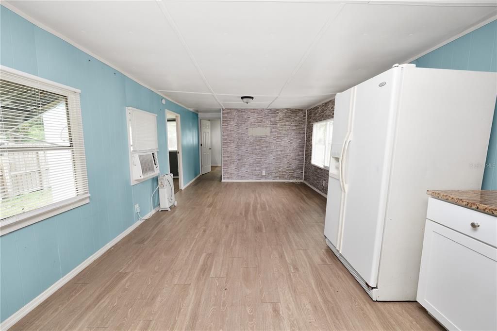 En Venta: $89,900 (3 camas, 2 baños, 672 Pies cuadrados)