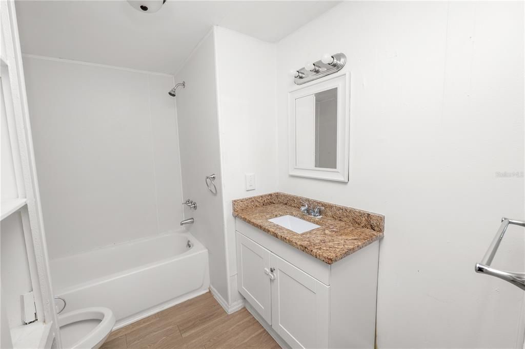 En Venta: $89,900 (3 camas, 2 baños, 672 Pies cuadrados)