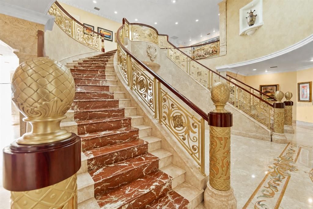 En Venta: $15,100,000 (5 camas, 5 baños, 10395 Pies cuadrados)