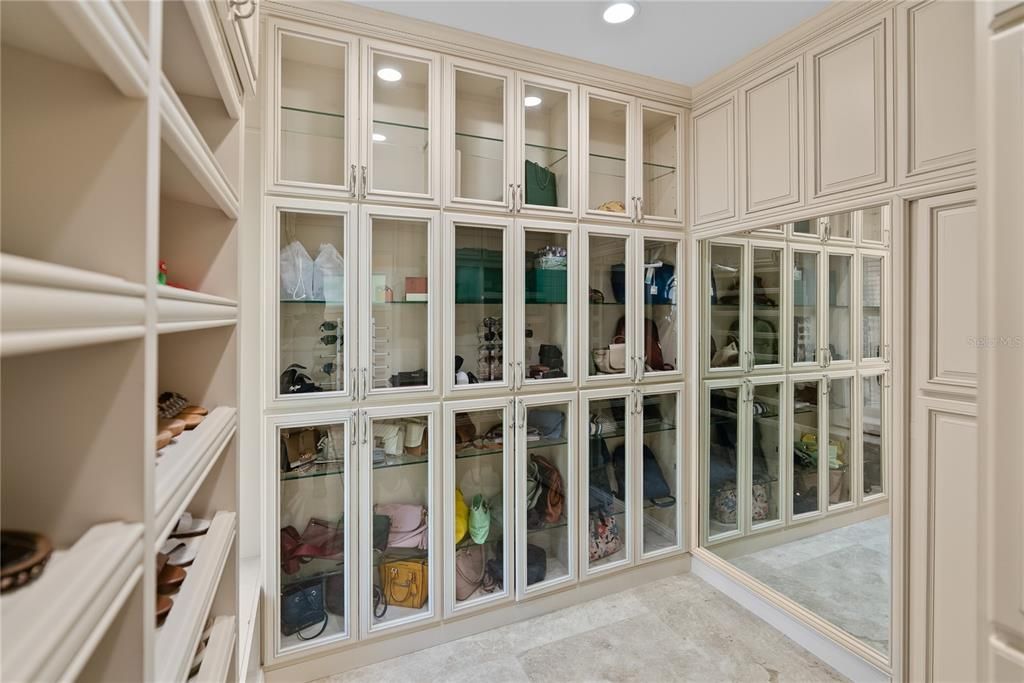 En Venta: $15,100,000 (5 camas, 5 baños, 10395 Pies cuadrados)
