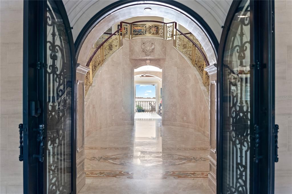 En Venta: $15,100,000 (5 camas, 5 baños, 10395 Pies cuadrados)