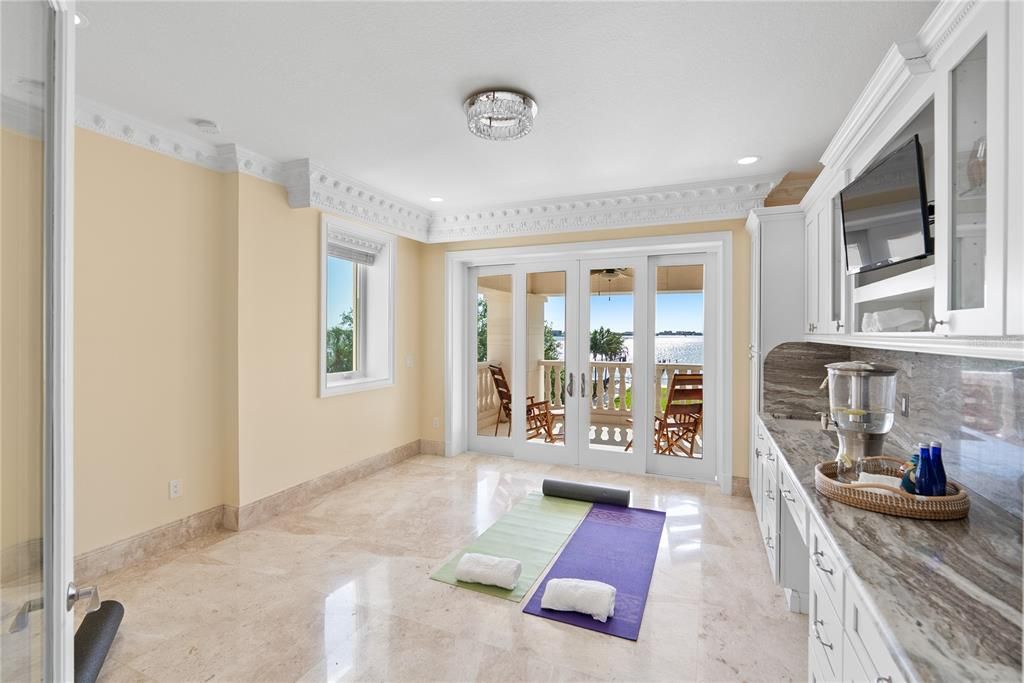 En Venta: $15,100,000 (5 camas, 5 baños, 10395 Pies cuadrados)