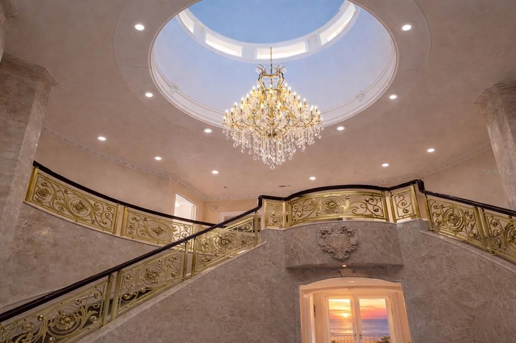 En Venta: $15,100,000 (5 camas, 5 baños, 10395 Pies cuadrados)