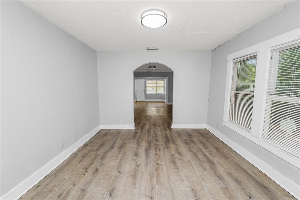 Activo con contrato: $179,000 (3 camas, 1 baños, 1184 Pies cuadrados)