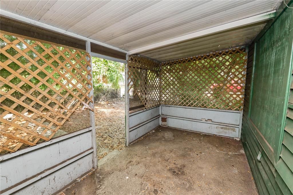 Activo con contrato: $179,000 (3 camas, 1 baños, 1184 Pies cuadrados)
