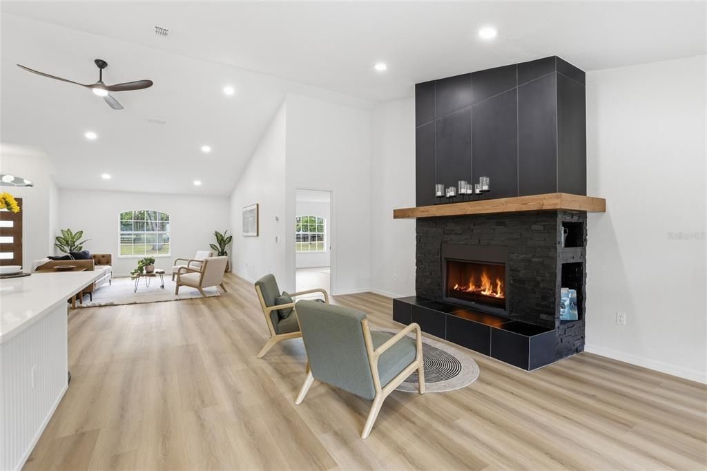 For Sale: $724,900 (4 beds, 3 baths, 3058 Square Feet)