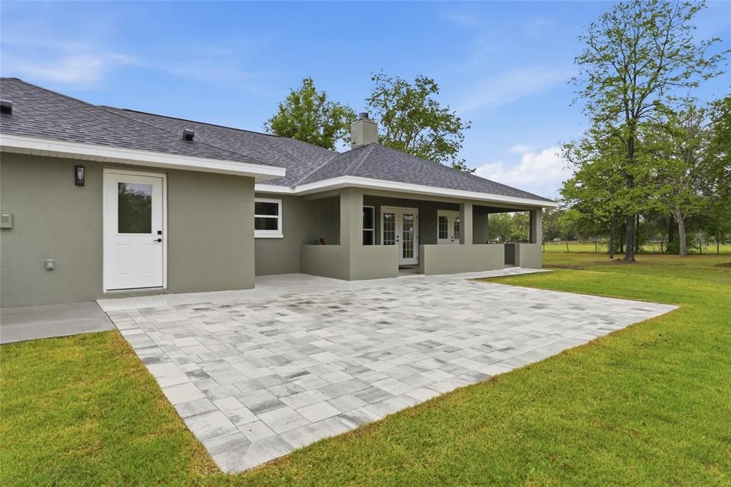 For Sale: $724,900 (4 beds, 3 baths, 3058 Square Feet)