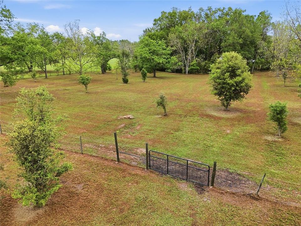 For Sale: $724,900 (4 beds, 3 baths, 3058 Square Feet)