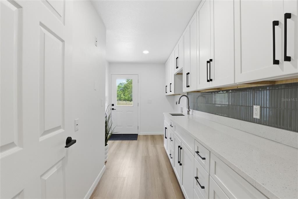 For Sale: $724,900 (4 beds, 3 baths, 3058 Square Feet)