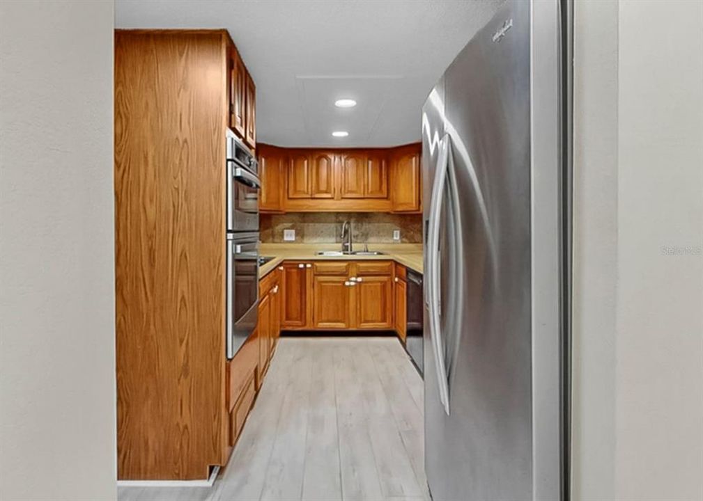На продажу: $199,900 (3 спален, 2 ванн, 1176 Квадратных фут)