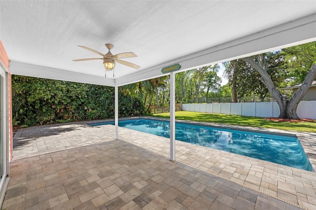 Active With Contract: $839,900 (4 beds, 4 baths, 3237 Square Feet)