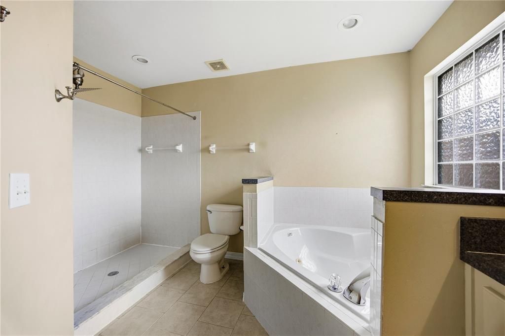 En Venta: $289,900 (3 camas, 2 baños, 1516 Pies cuadrados)