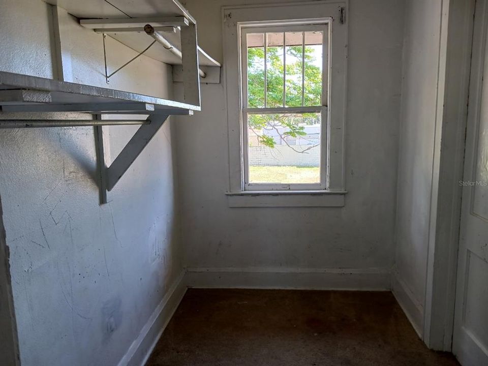 En Renta: $700 (2 camas, 1 baños, 740 Pies cuadrados)