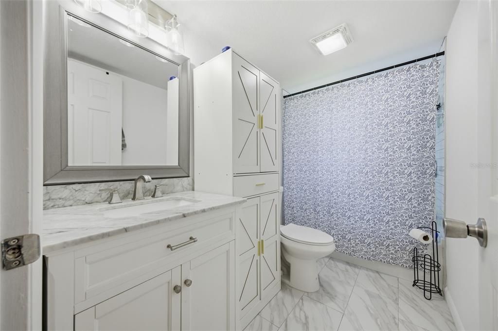Active With Contract: $315,000 (3 beds, 1 baths, 1000 Square Feet)