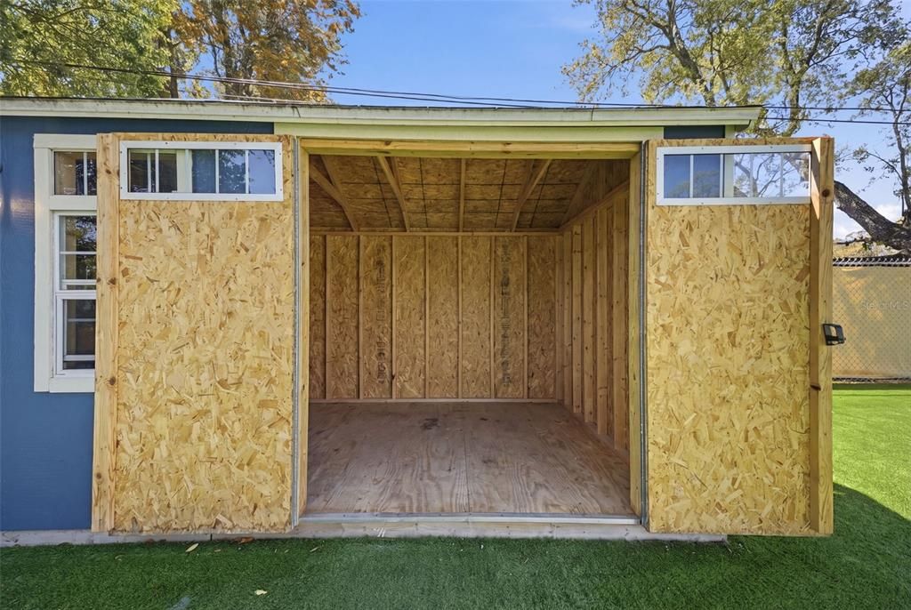 Active With Contract: $315,000 (3 beds, 1 baths, 1000 Square Feet)