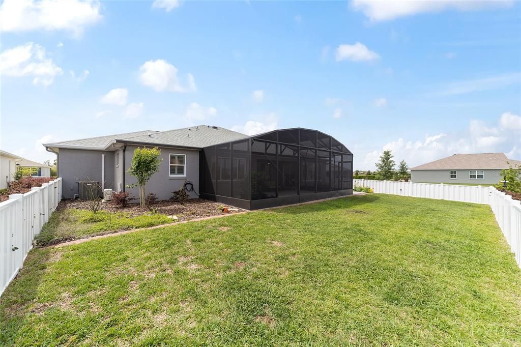 Active With Contract: $549,900 (3 beds, 3 baths, 2457 Square Feet)