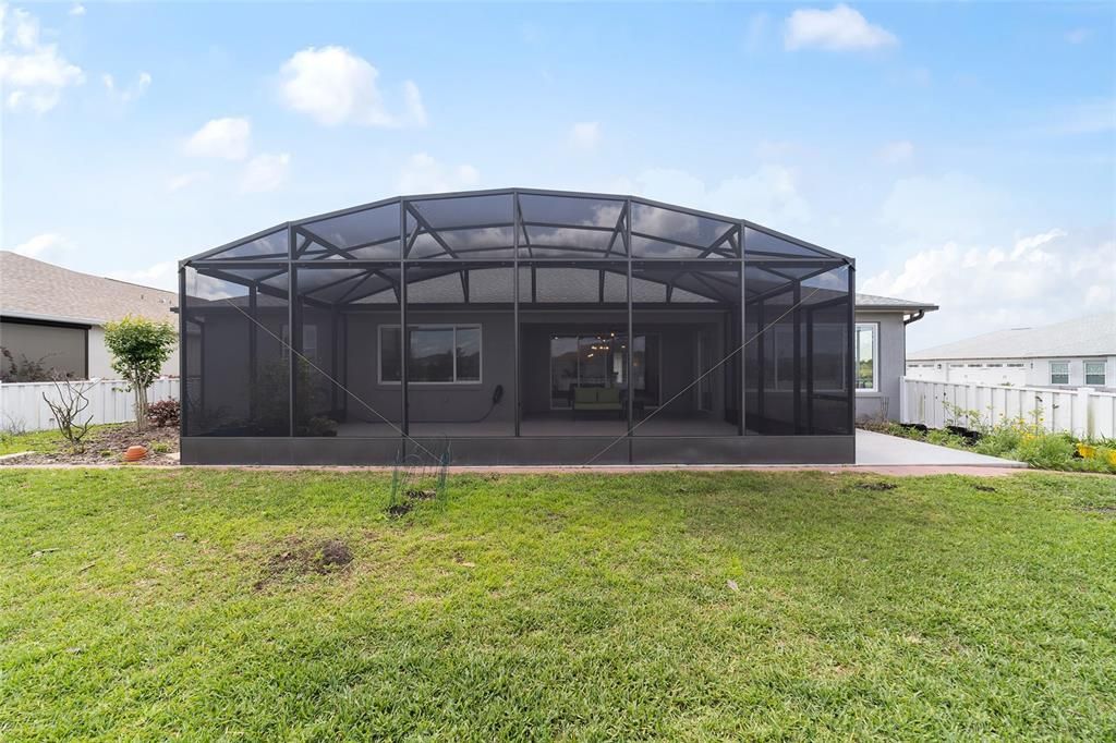 Active With Contract: $549,900 (3 beds, 3 baths, 2457 Square Feet)