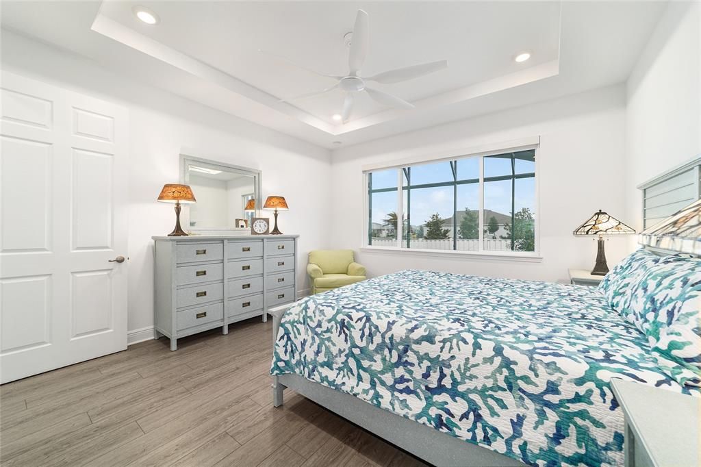 Active With Contract: $549,900 (3 beds, 3 baths, 2457 Square Feet)