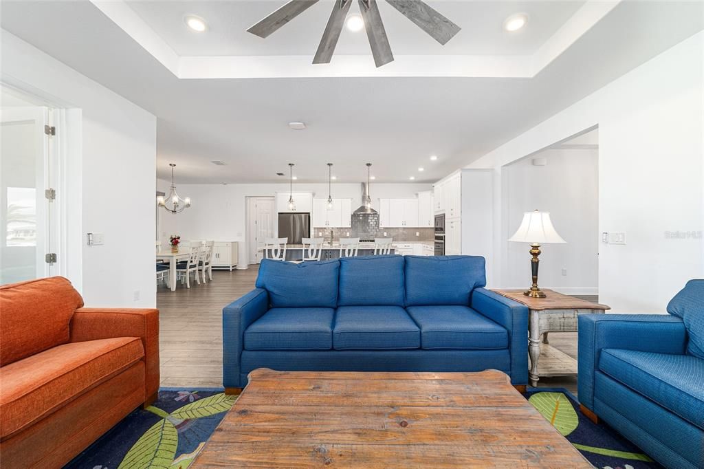 Active With Contract: $549,900 (3 beds, 3 baths, 2457 Square Feet)