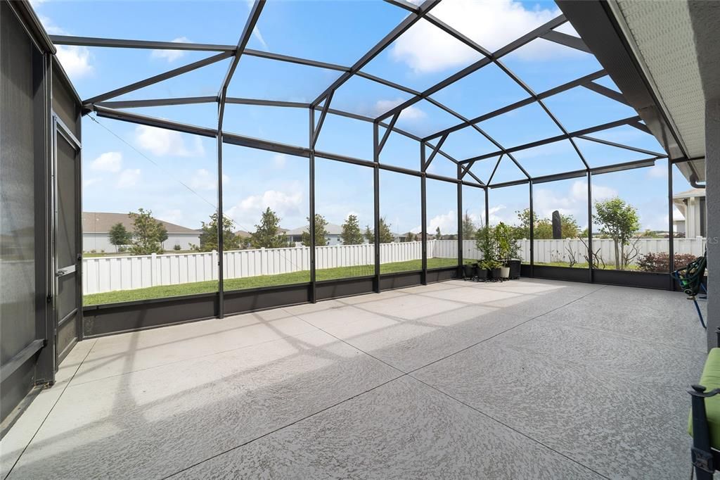 Active With Contract: $549,900 (3 beds, 3 baths, 2457 Square Feet)
