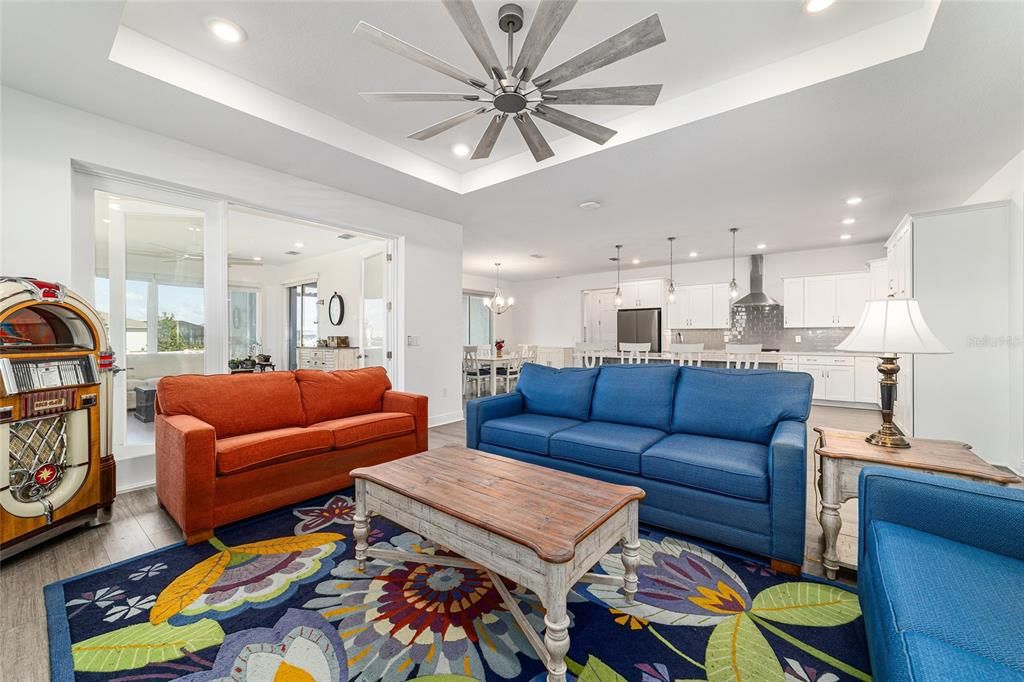 Active With Contract: $549,900 (3 beds, 3 baths, 2457 Square Feet)
