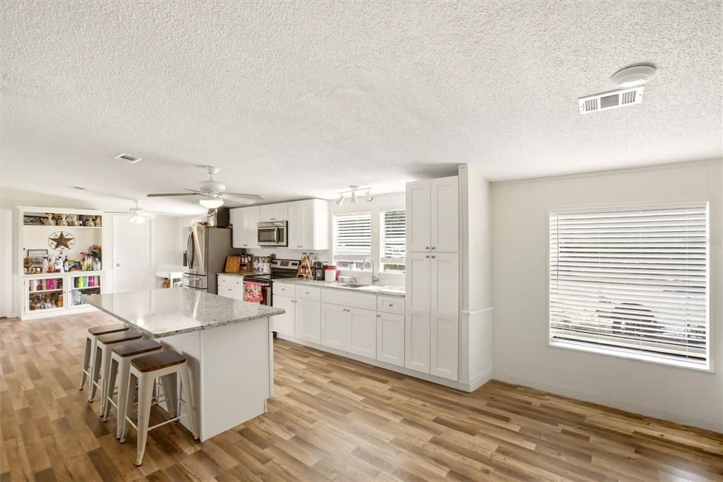 Active With Contract: $215,000 (3 beds, 2 baths, 2052 Square Feet)