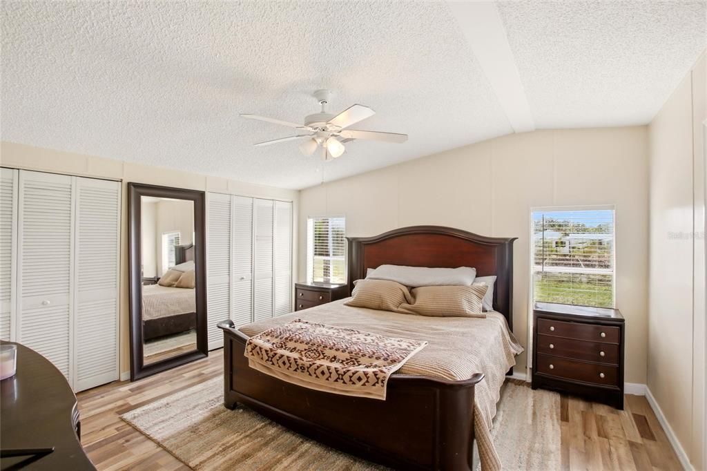 Active With Contract: $215,000 (3 beds, 2 baths, 2052 Square Feet)