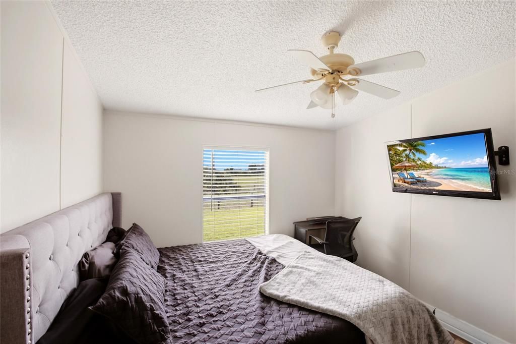 Active With Contract: $215,000 (3 beds, 2 baths, 2052 Square Feet)