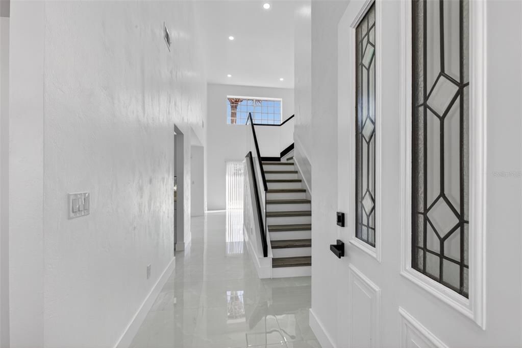 Active With Contract: $429,900 (3 beds, 2 baths, 1576 Square Feet)