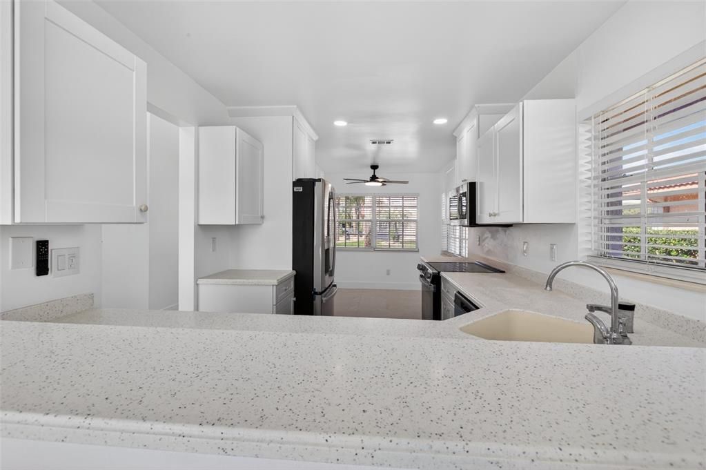 Active With Contract: $429,900 (3 beds, 2 baths, 1576 Square Feet)