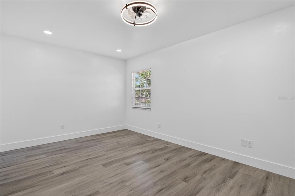 Active With Contract: $429,900 (3 beds, 2 baths, 1576 Square Feet)