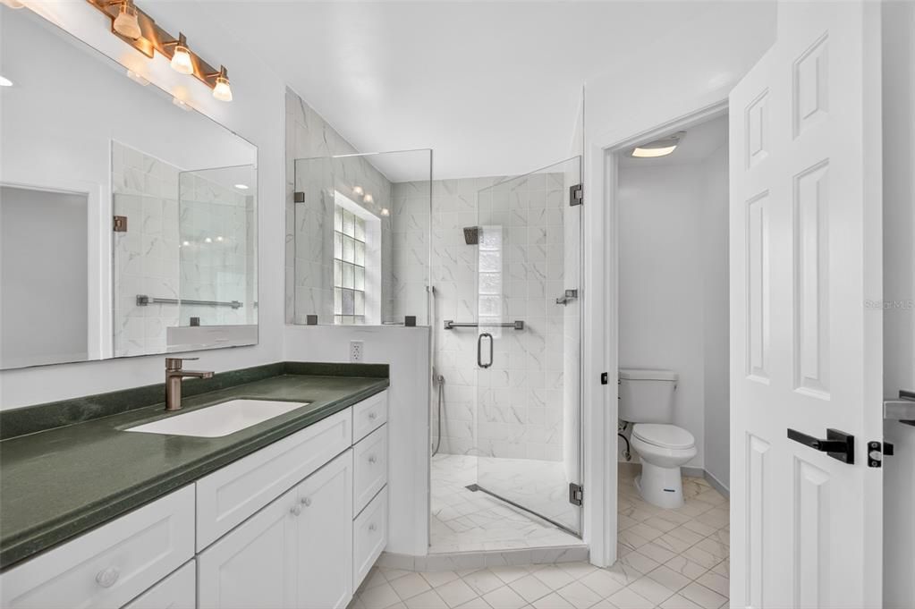Active With Contract: $429,900 (3 beds, 2 baths, 1576 Square Feet)