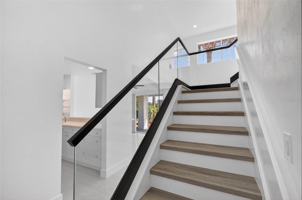 Active With Contract: $429,900 (3 beds, 2 baths, 1576 Square Feet)