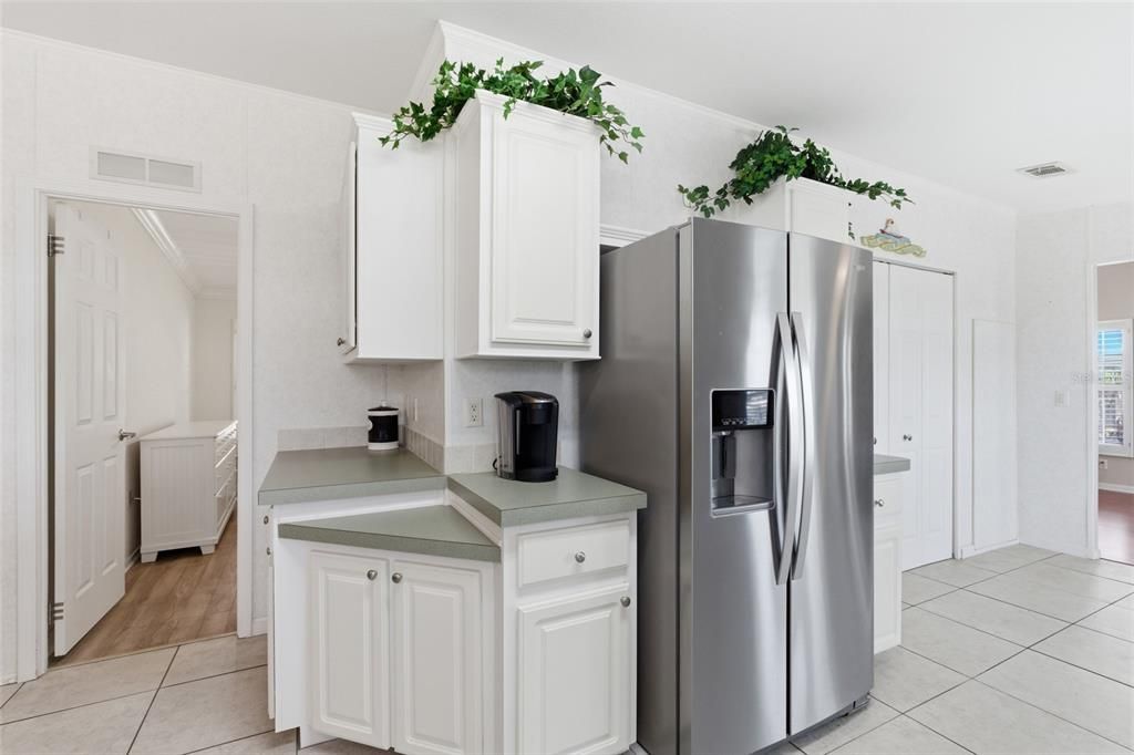 For Sale: $189,000 (3 beds, 2 baths, 1566 Square Feet)