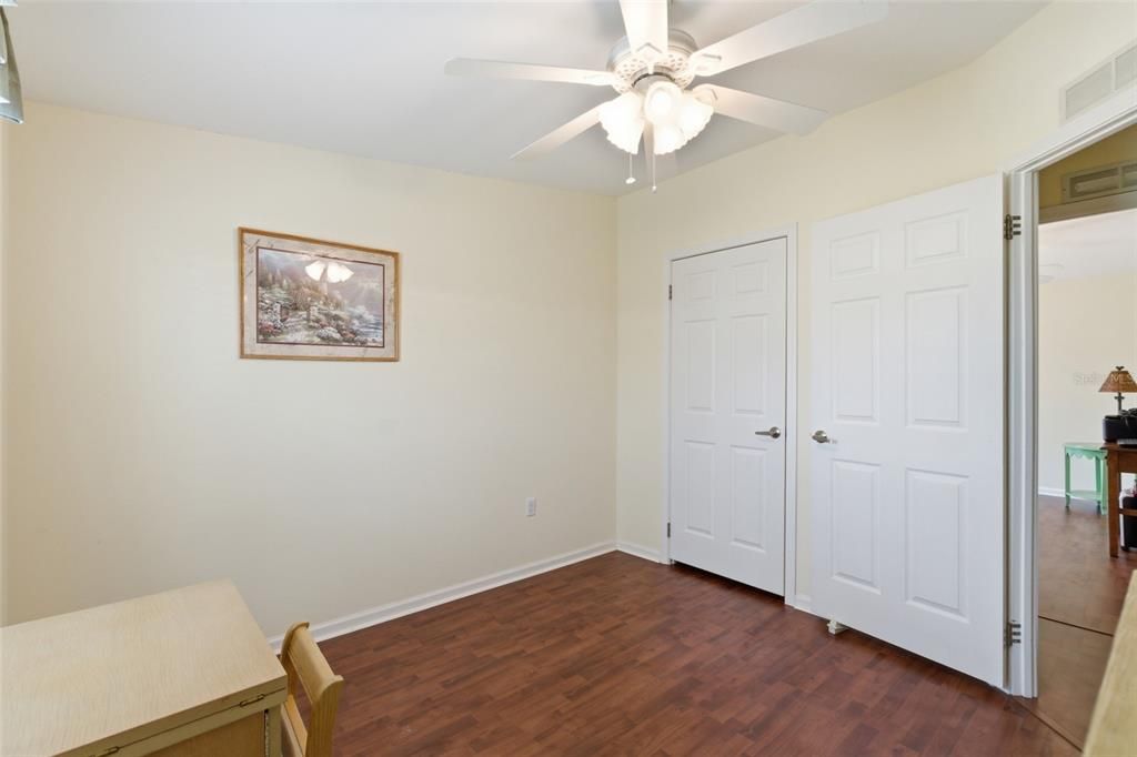 For Sale: $189,000 (3 beds, 2 baths, 1566 Square Feet)