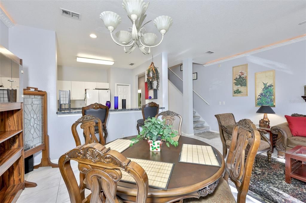En Venta: $314,900 (3 camas, 2 baños, 1630 Pies cuadrados)