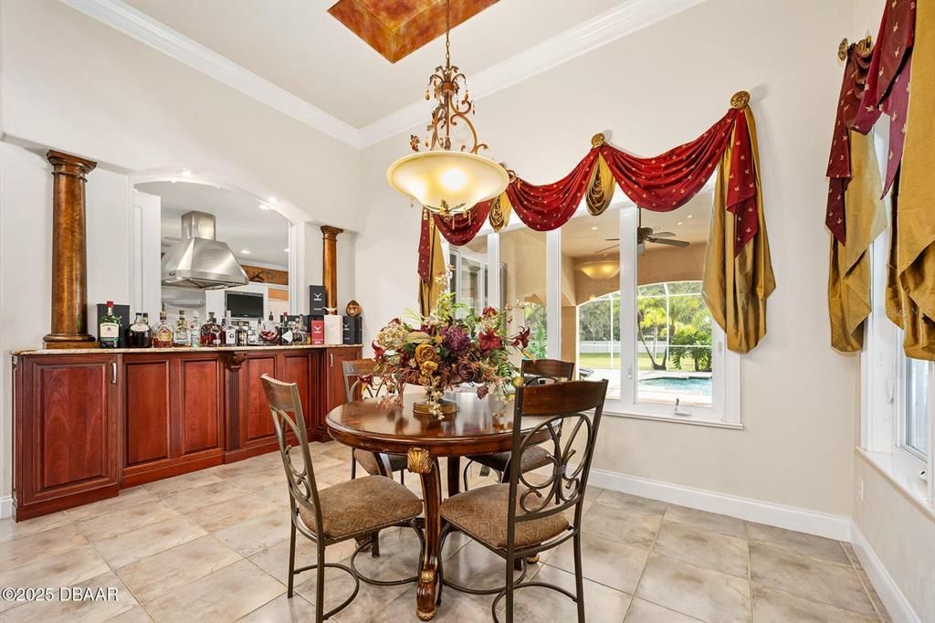 For Sale: $2,250,000 (5 beds, 6 baths, 8010 Square Feet)