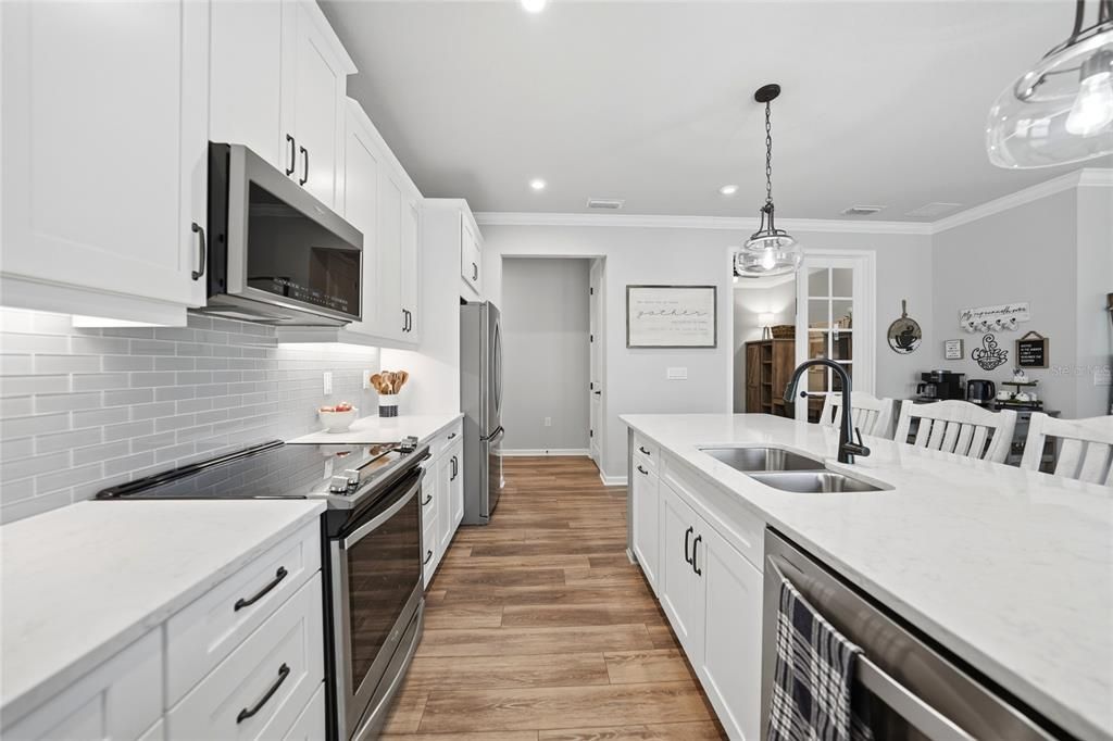 Activo con contrato: $329,000 (2 camas, 2 baños, 1504 Pies cuadrados)