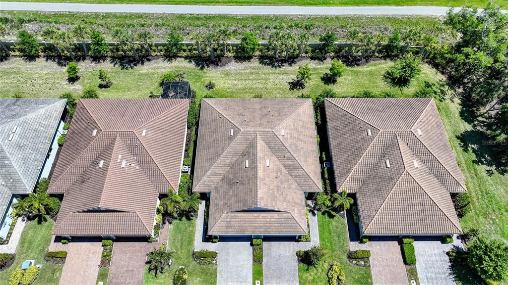 Activo con contrato: $329,000 (2 camas, 2 baños, 1504 Pies cuadrados)