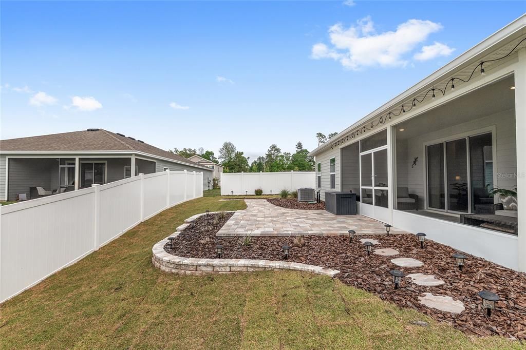Active With Contract: $340,000 (4 beds, 2 baths, 1981 Square Feet)