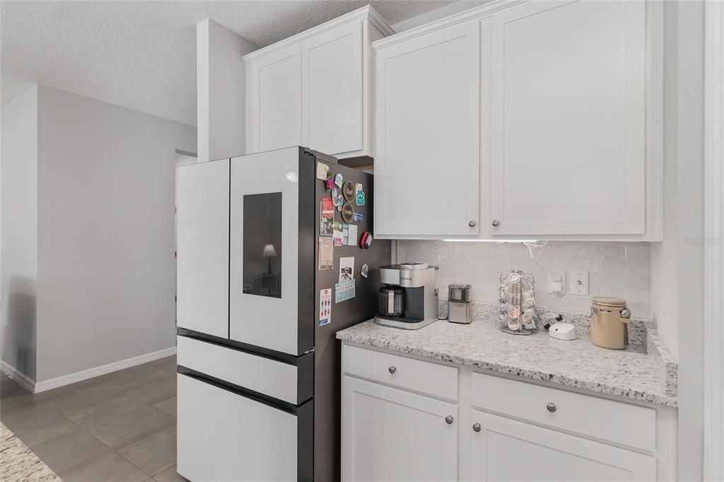 Active With Contract: $340,000 (4 beds, 2 baths, 1981 Square Feet)