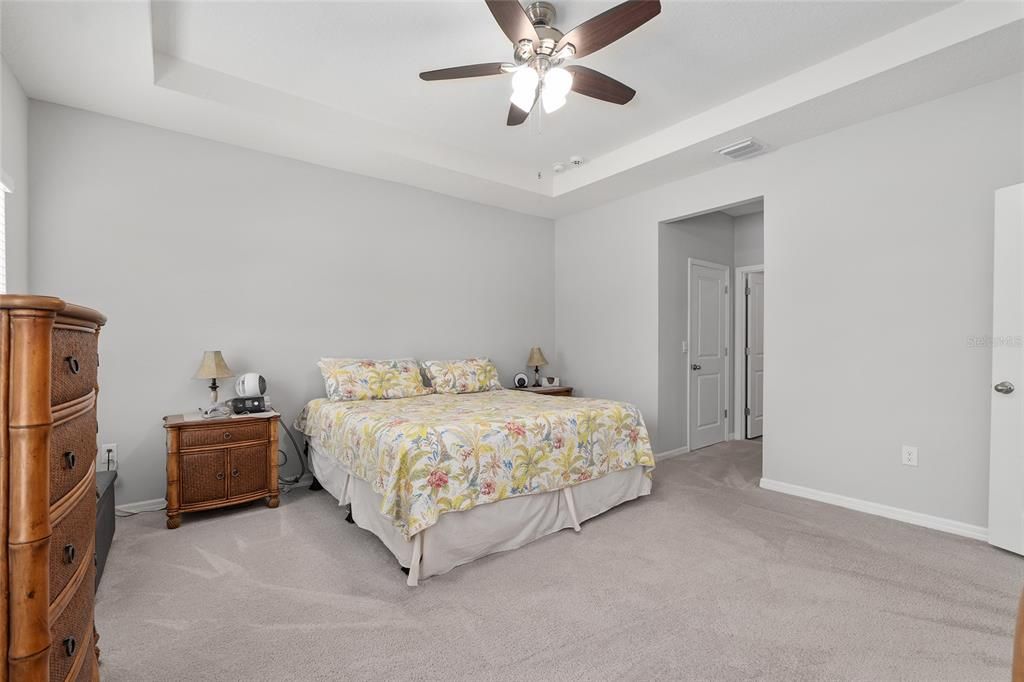 Active With Contract: $340,000 (4 beds, 2 baths, 1981 Square Feet)