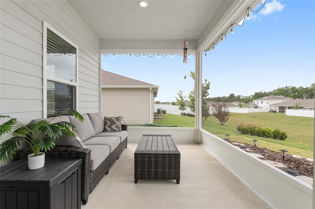 Active With Contract: $340,000 (4 beds, 2 baths, 1981 Square Feet)