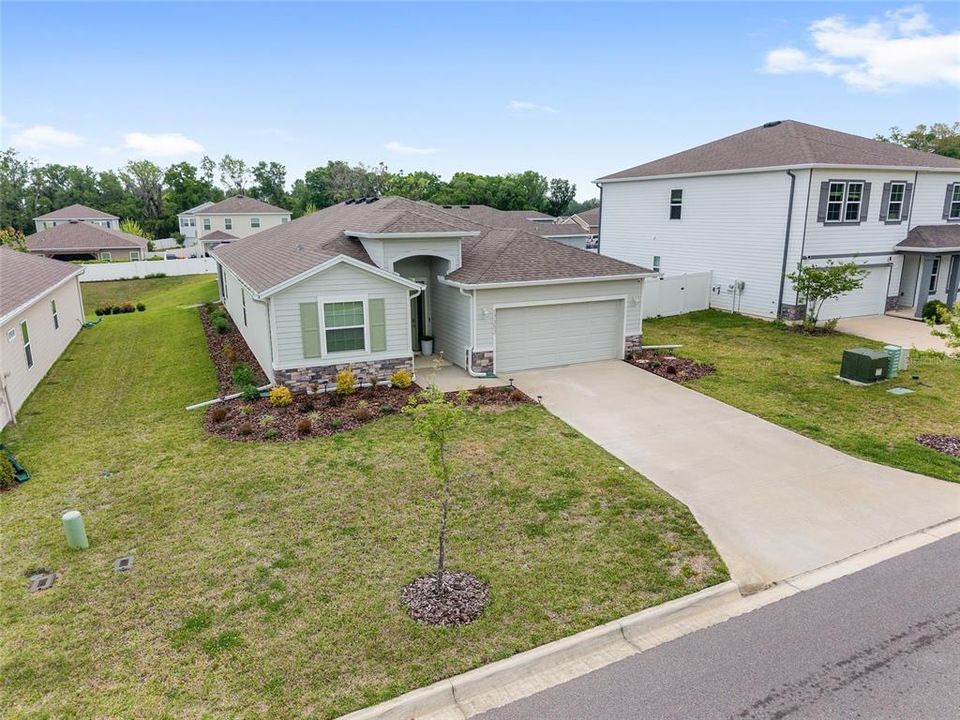 Active With Contract: $340,000 (4 beds, 2 baths, 1981 Square Feet)