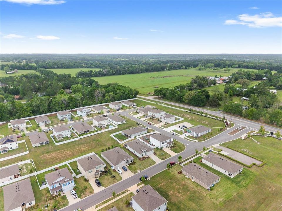 Active With Contract: $340,000 (4 beds, 2 baths, 1981 Square Feet)